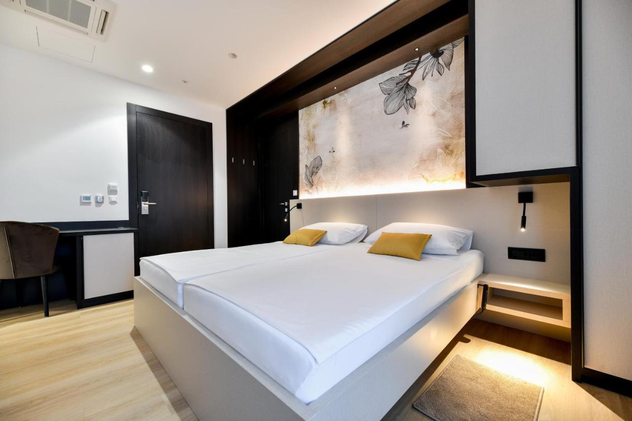 Crowonder Apartments & Rooms Oaza With Heated Swimming Pool And Sauna Турань Экстерьер фото
