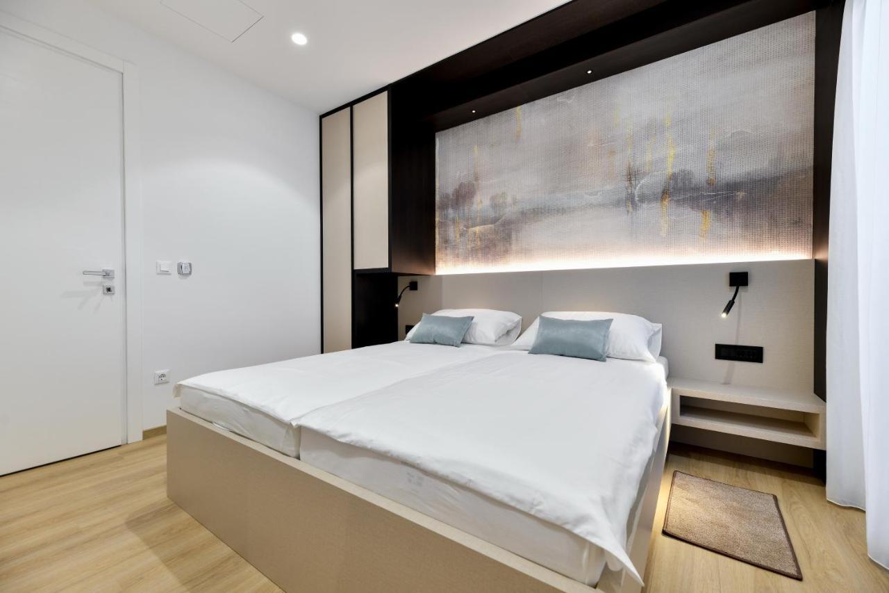 Crowonder Apartments & Rooms Oaza With Heated Swimming Pool And Sauna Турань Экстерьер фото