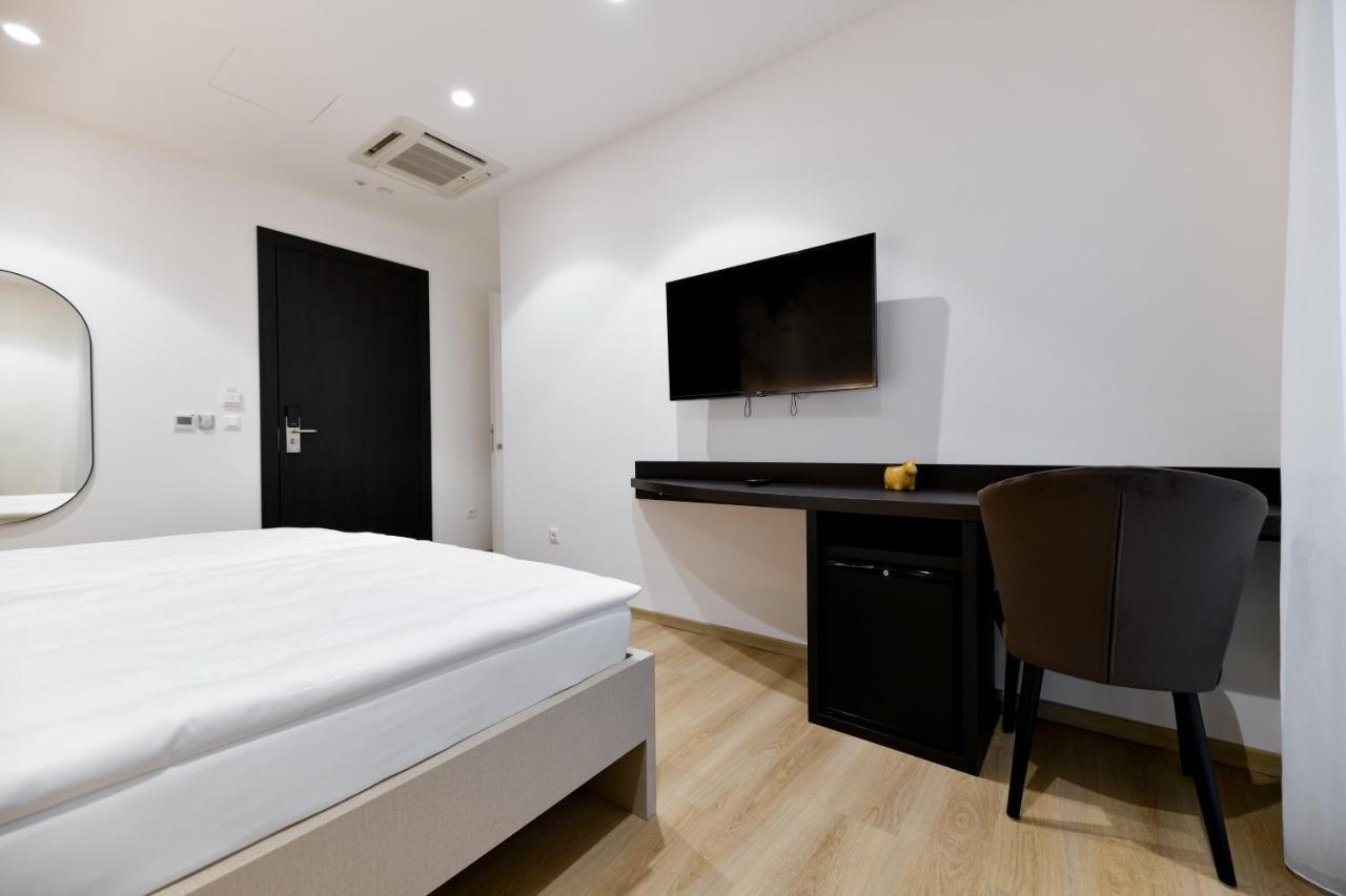 Crowonder Apartments & Rooms Oaza With Heated Swimming Pool And Sauna Турань Экстерьер фото